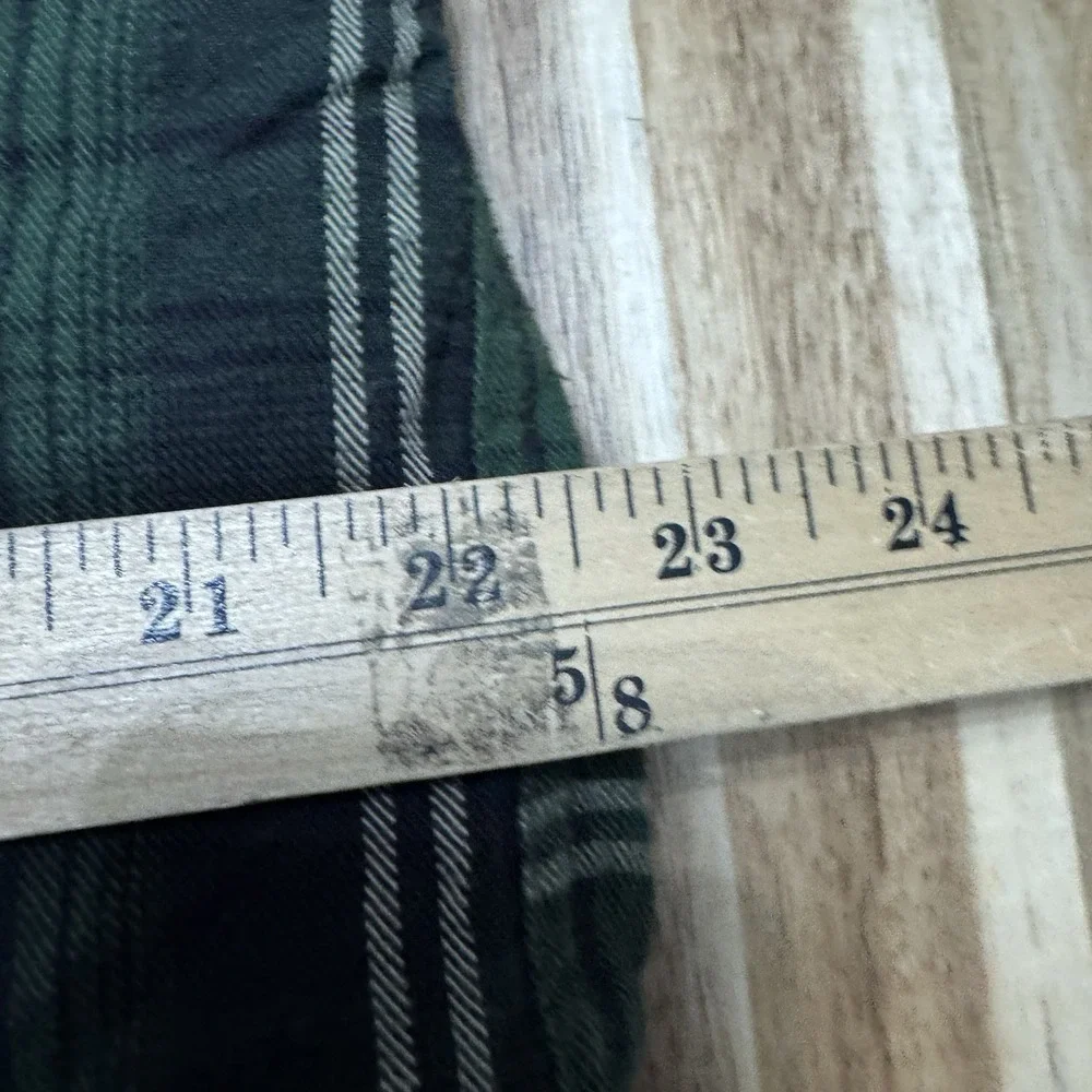 Levis Quilted Lined Shirt Jacket Mens M Green Plaid Hooded Snap Button Shacket - Picture 6 of 7